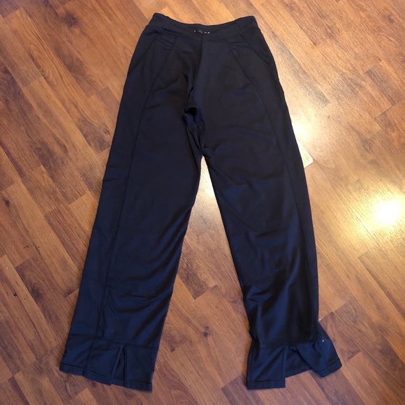 Brooks Leggings. Small. Zipper with slit at ankle - Picture 6 of 8